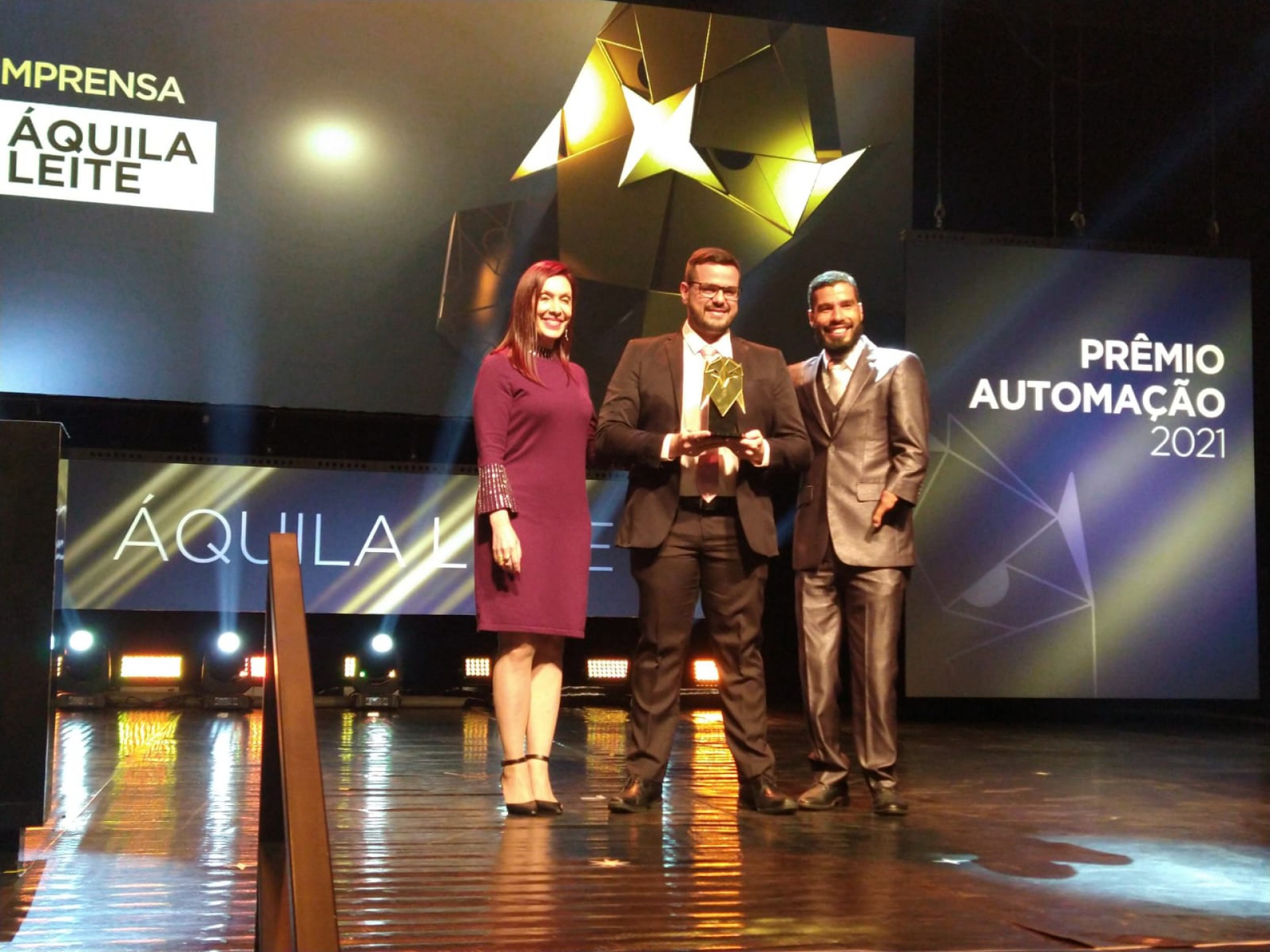 Áquila Leite recebe Prêmio Automação (Foto: divulgação/ GS1 BRASIL)