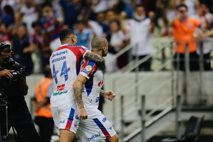 Wellington Paulista marcou o primeiro gol do Fortaleza contra o Bahia