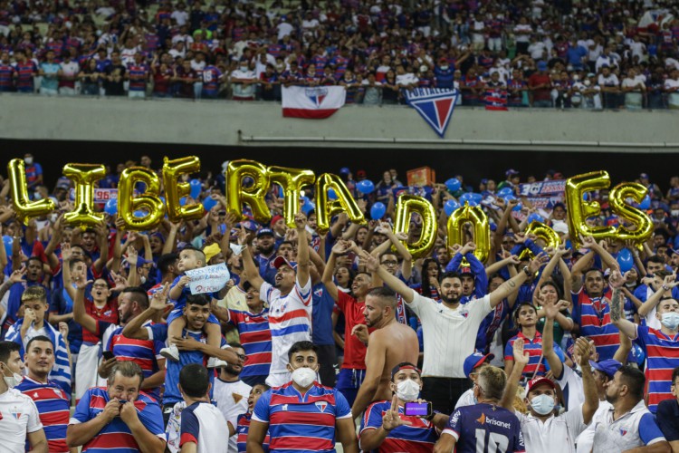 Fortaleza enfrentou o Bahia pela ultima rodada do brasileirão.  Torcida fez a festa 