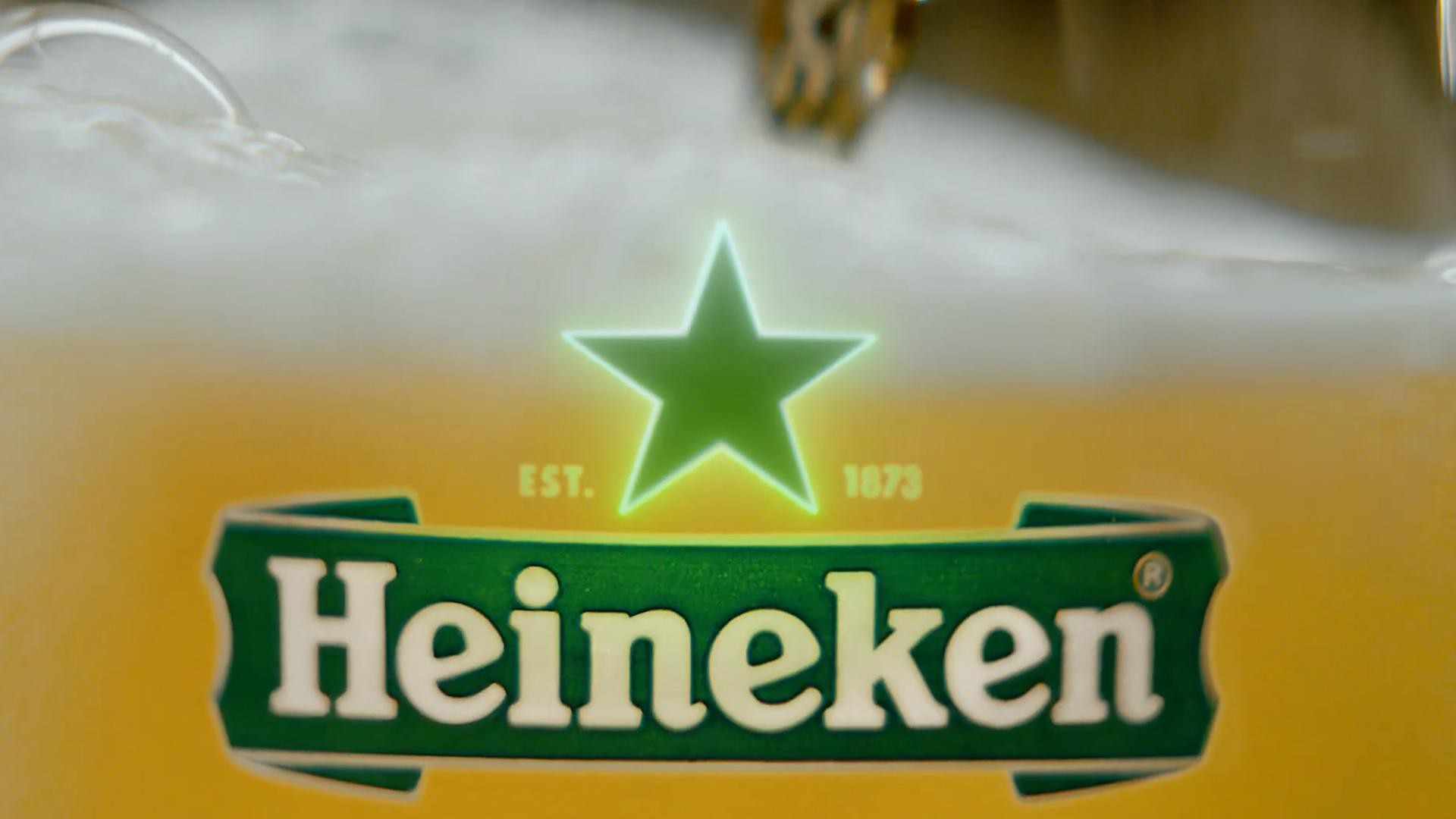 Heineken lança nova campanha e muda a cor de sua estrela | layout | OPOVO+