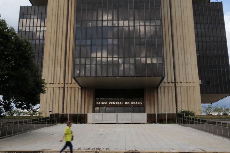  Edifício-sede do Banco Central no Setor Bancário Norte, em lote doado pela Prefeitura de Brasília, em outubro de 1967