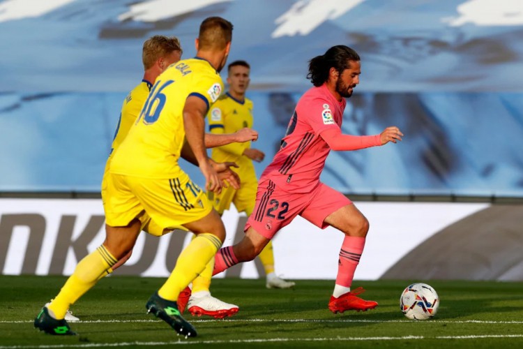 Real Madrid x Cádiz pela La Liga é um dos destaques dos jogos de hoje, 19. 