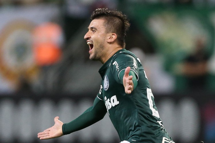 Ceará fecha contrato por empréstimo com Victor Luís, do Palmeiras