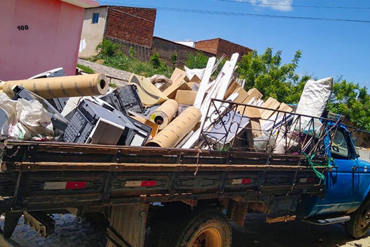 Neste ano,  Campanha Cidade Limpa e Saudável focou na conscientização sobre o descarte adequado de pilhas, baterias, impressoras e computadores inservíveis