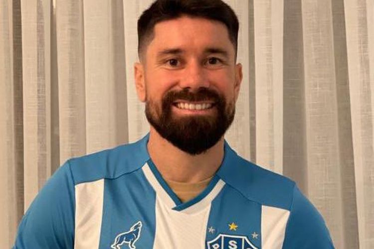 Ricardinho é o novo reforço do Paysandu