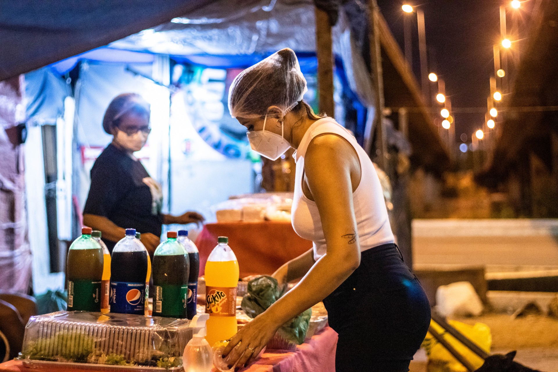 Grupo Amizade Solidária promove Ceia de Natal para pessoas em situação de  rua · AeP