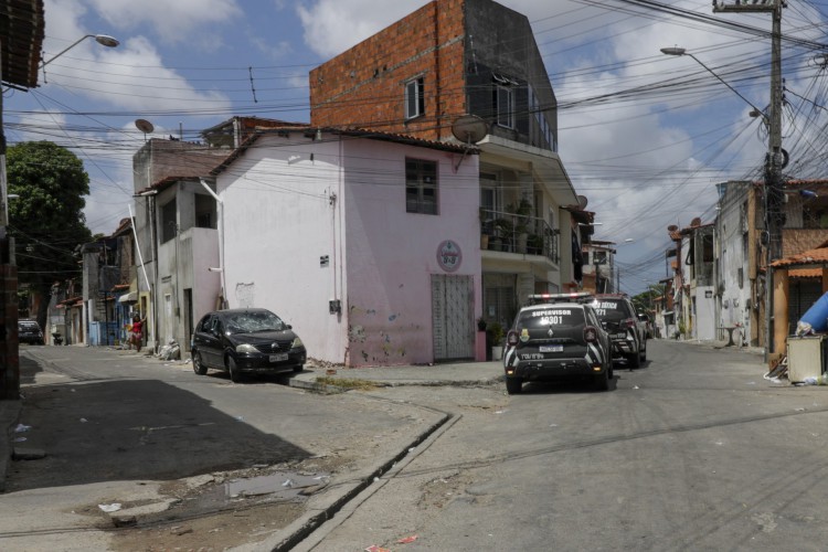 Rua paralela para onde as pessoas correram durante chacina da Sapiranga