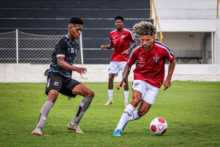 Ferroviário em jogo-treino diante da equipe Sub-20 do Ceará, no Estádio Franzé Moraes