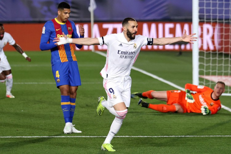 Vini Jr, Benzema e Valverde marcaram os gols da vitória do Real Madrid sobre o Barcelona