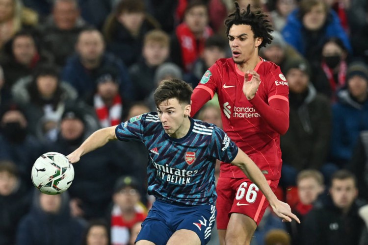 Liverpool e Arsenal empataram em 0 a 0 pelo jogo de ida da Copa da Liga Inglesa