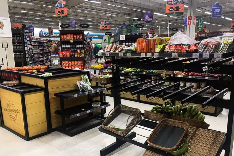 Supermercados de São Paulo ainda enfrentam desabastecimento  de frutas, verduras e legumes após as fortes chuvas desta semana