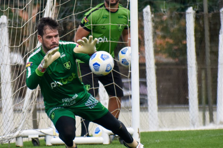 Matheus Cavichioli descobriu o problema cardíaco após exames realizados durante a pré-temporada