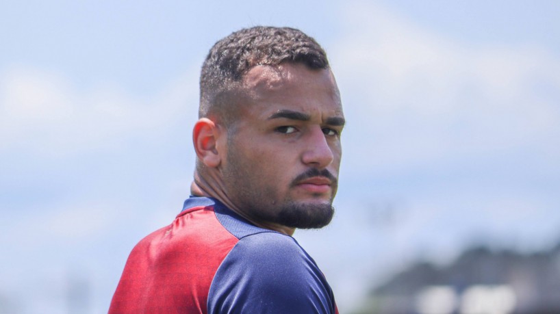 Atacante Igor Torres em treino do Fortaleza no CT Joaquim Grava, do Corinthians