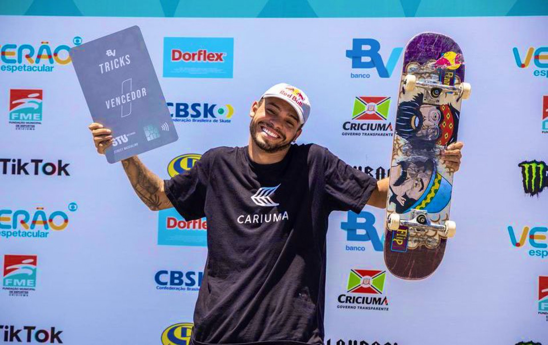 Cearense Lucas Rabelo conquistou 1ª etapa do Circuito Nacional de Skate Steet (Foto: Júlio Detefon/divulgação)