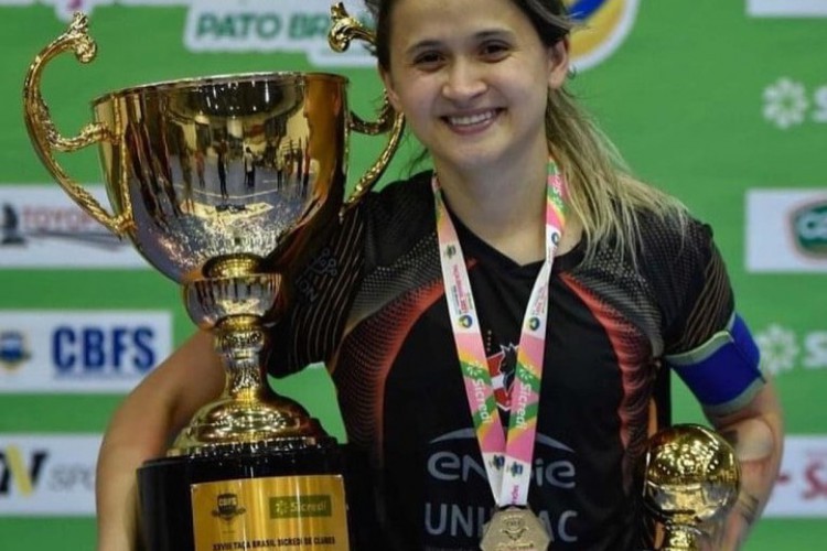 Amandinha é a maior vencedora do prêmio, tendo conquistado oito troféus, de maneira consecutiva, entre os anos de 2014 e 2021.