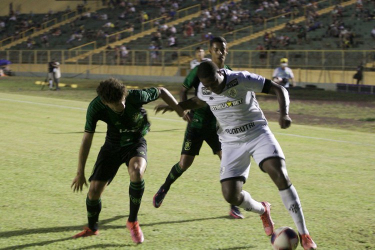 Copinha: América-MG vence Botafogo e volta à semifinal após seis anos