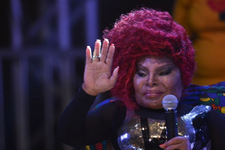 A cantora Elza Soares, faz show na abertura da oitava edição do Festival Latinidades, maior festival de mulheres negras da América Latina (Marcello Casal Jr/Agência Brasil)