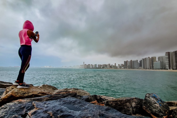 Segundo a Funceme, chuva na Capital deve continuar ao longo de todo o dia