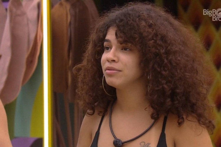 Maria faz revelação aos brothers durante festa Boteco no BBB 22, e diz que ela e o pai já ficaram com a mesma mulher