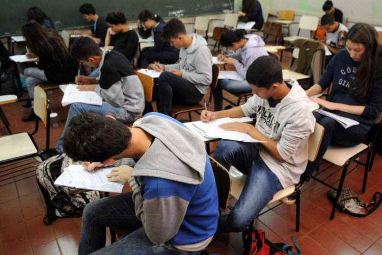 Estudantes brasilienses concluem simulado do Enem
Colégio Setor Oeste, Asa Sul, Brasília, DF, Brasil 7/7/2016 Foto: Gabriel Jabur/Agência Brasília.
