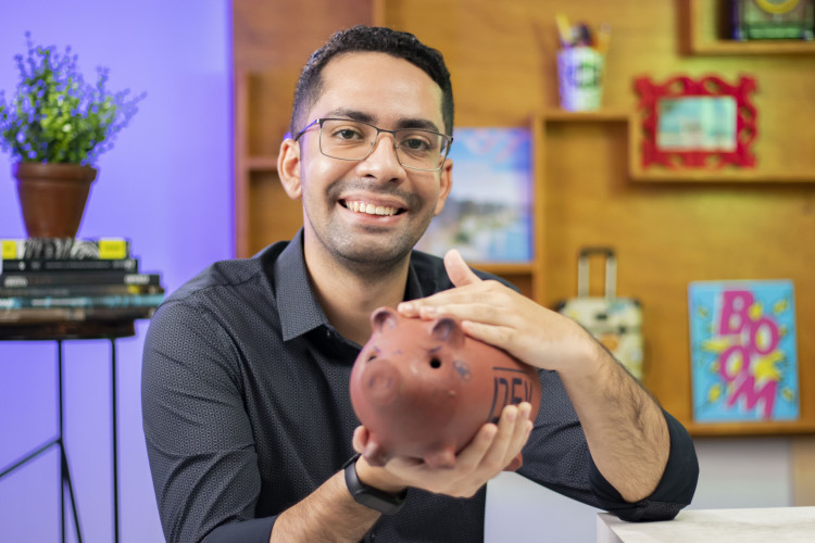 Samuel Pimentel, jornalista e apresentador do programa Dei Valor 