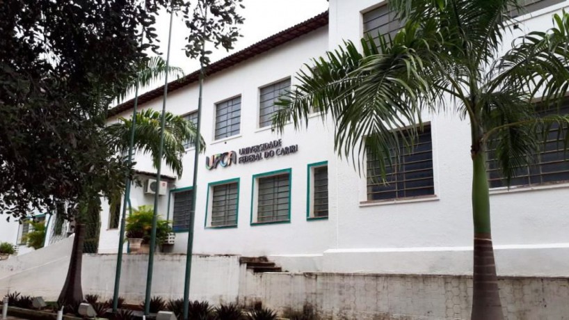 ￼Fachada da Faculdade de Medicina da UFCA