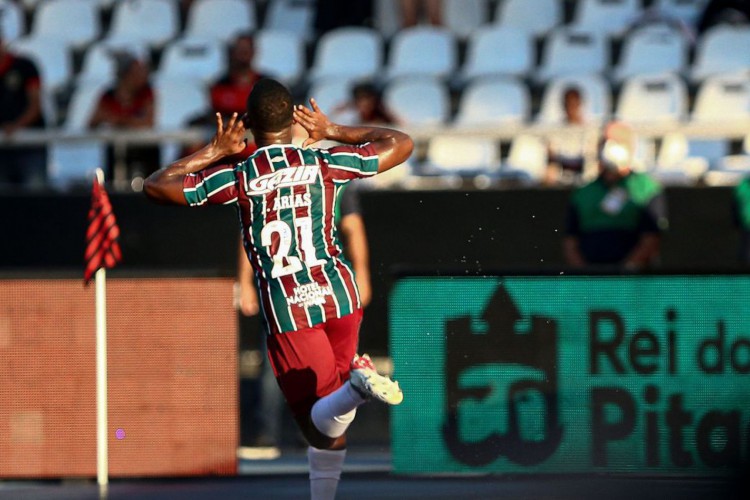 Rio de Janeiro - 06/02/2022 - Estádio Nilton Santos.
Fluminense enfrenta o Flamengo esta tarde pela 4ª rodada do Campeonato Carioca 2022.
FOTO: LUCAS MERÇON / FLUMINENSE F.C.
.
IMPORTANTE: Imagem destinada a uso institucional e divulgação, seu
uso comercial está vetado incondicionalmente por seu autor e o
Fluminense Football Club.É obrigatório mencionar o nome do autor ou
usar a imagem.
.
IMPORTANT: Image intended for institutional use and distribution.
Commercial use is prohibited unconditionally by its author and
Fluminense Football Club. It is mandatory to mention the name of the
author or use the image.
.
IMPORTANTE: Imágen para uso solamente institucional y distribuición. El
uso comercial es prohibido por su autor y por el Fluminense Football
Club. És mandatório mencionar el nombre del autor ao usar el imágen.