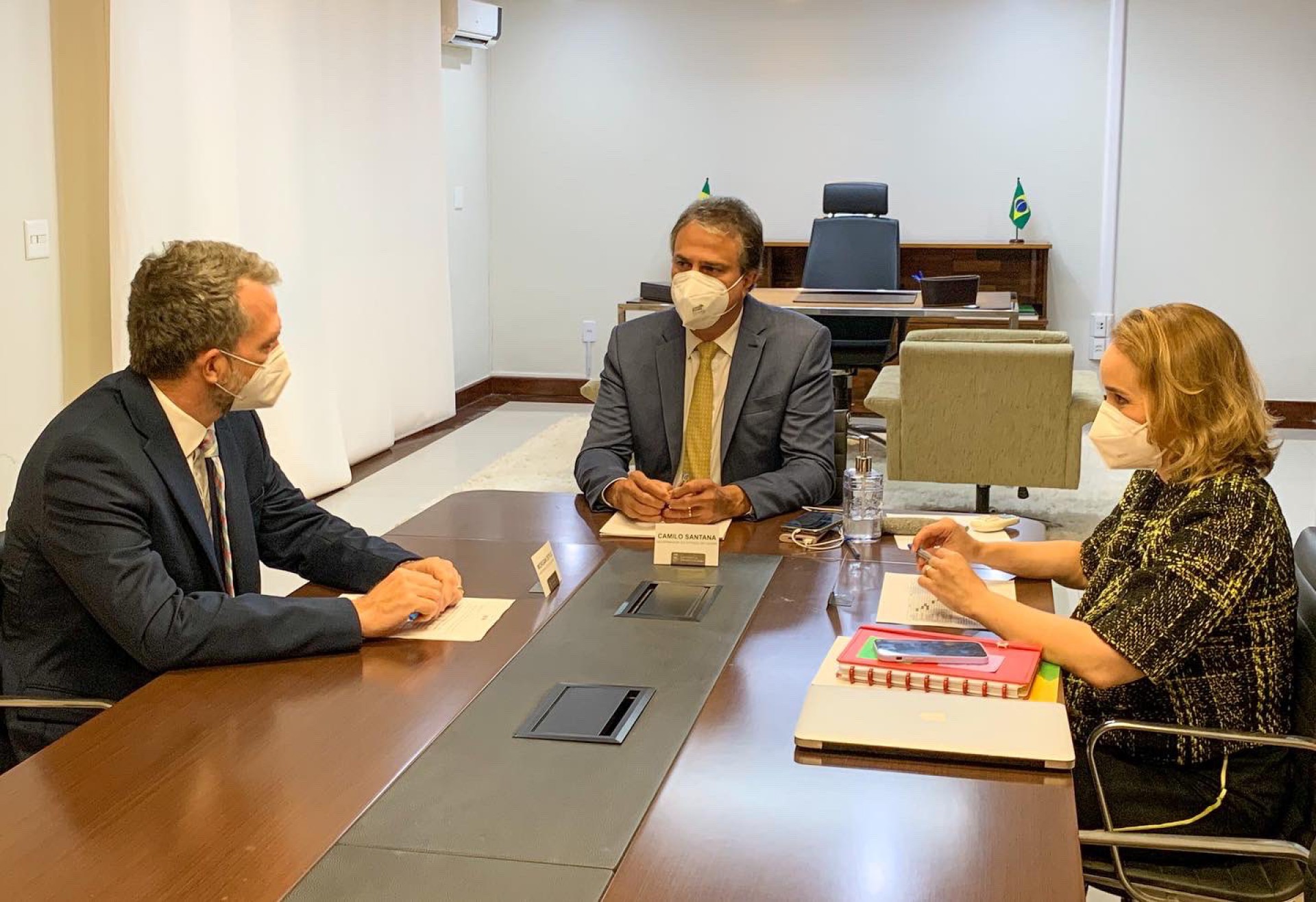 ￼Reunião do governador Camilo Santana com o representante do BID no Brasil (Foto: Reprodução / Redes Sociais)