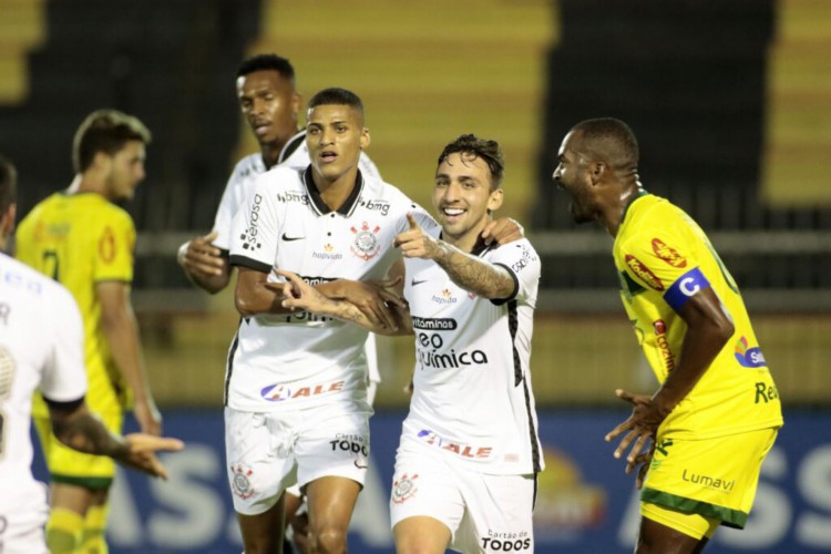 Corinthians e Mirassol se enfrentam pelo Campeonato Paulista 2022 hoje, 10: onde assistir ao vivo e horário do jogo.  