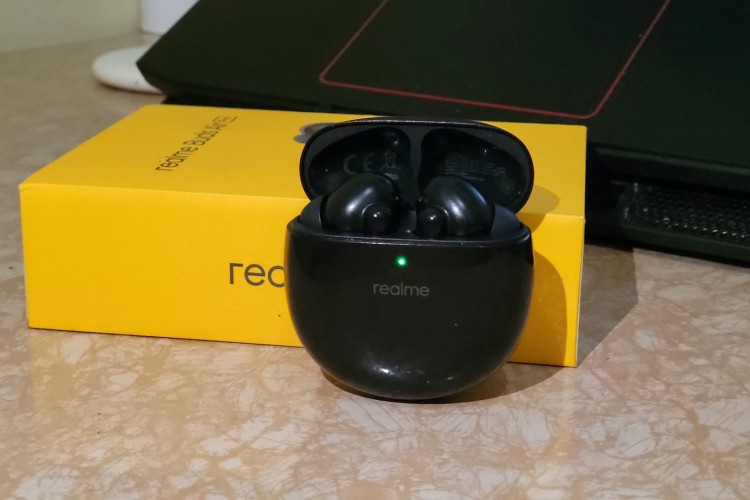 Realme Buds Air Pro têm cancelamento de ruído e preço a partir de R$ 699