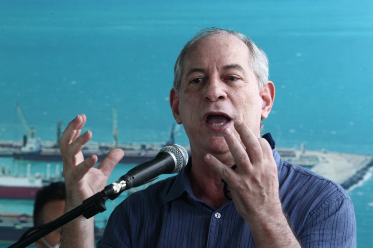 ￼CIRO GOMES gosta de separar a situação do Ceará do panorama nacional