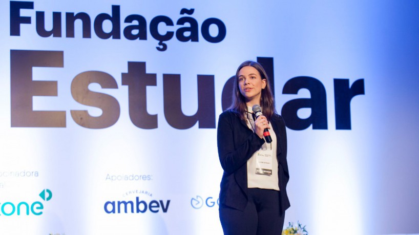 Anamaíra Spaggiari, da Fundação Estudar