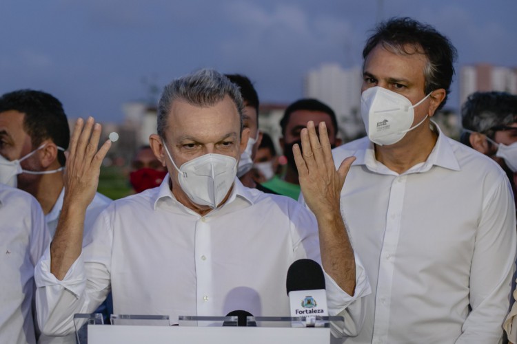 Sarto homenageará com a Medalha Iracema as pessoas que trabalharam no combate à covid (Foto:Aurelio Alves/ Jornal O POVO)