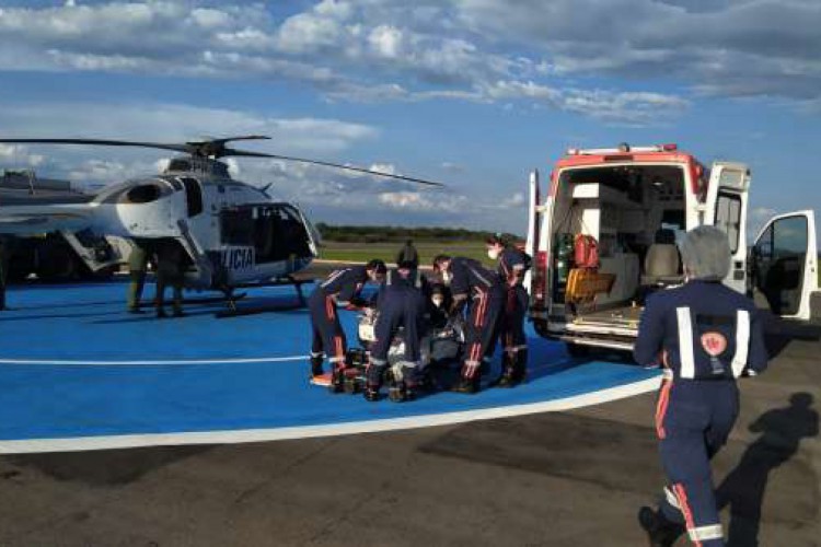 Criança de dez meses é socorrida com urgência por meio de atendimento aeromédico.