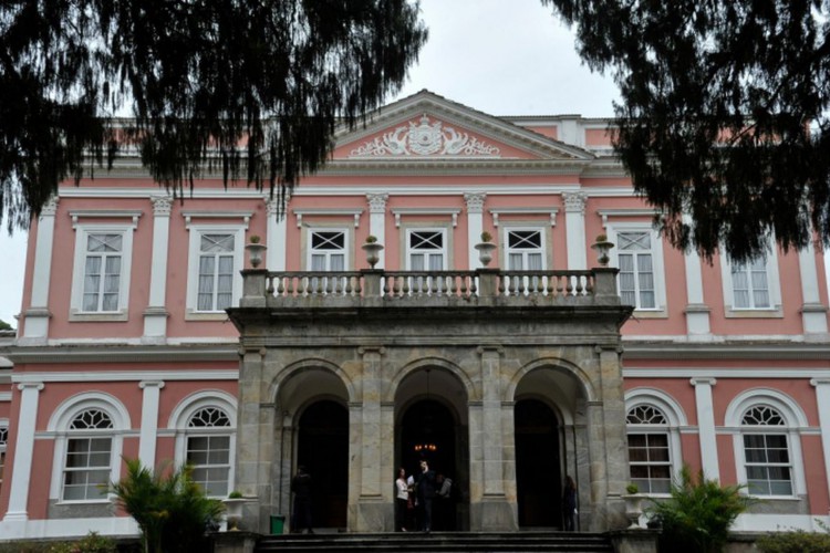 Atração turística de Petrópolis, Museu Imperial sofreu poucos danos