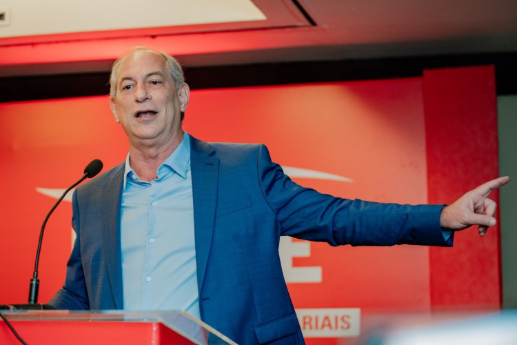 Isolado na terceira colocação, Ciro Gomes (PDT) oscilou um ponto percentual para baixo e tem 8%