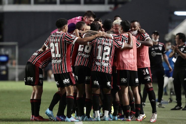 Campinense e São Paulo se enfrentam pela Copa do Brasil 2022 hoje, 24; onde assistir ao vivo e horário do jogo.  