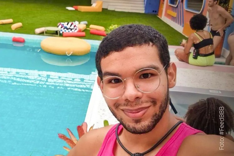 Dentro do BBB 22, Vyni já revelou ter sido agredido por conta de sua orientação sexual