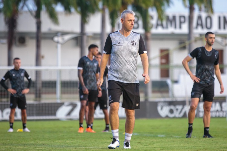 Treinador do Vovô pode repetir time que ganhou o jogo de ida, no Castelão