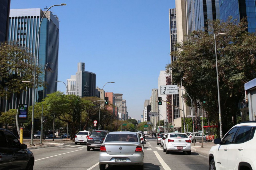 Localizada no bairro Pinheiros, em São Paulo, a avenida Brigadeiro Faria Lima é conhecida como a Wall Street brasileira(Foto: Rovena Rosa/Agência Brasil)