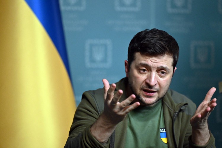 ￼Presidente Volodymyr Zelensky conversou com Lula