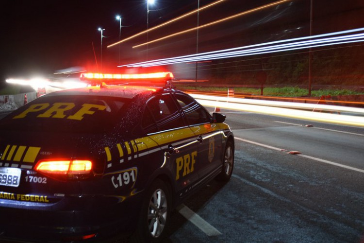 Foto de apoio ilustrativo. Em Sobral, agentes da PRF prestaram socorro a uma mulher que passava por um mal súbito