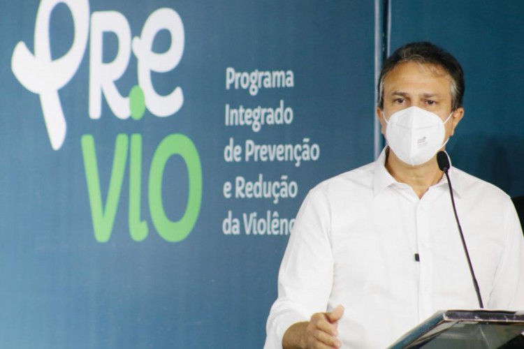 ￼ Governador subiu o tom contra Wagner em evento que lançou o Programa Integrado de Prevenção e Redução da Violência (PReVio)