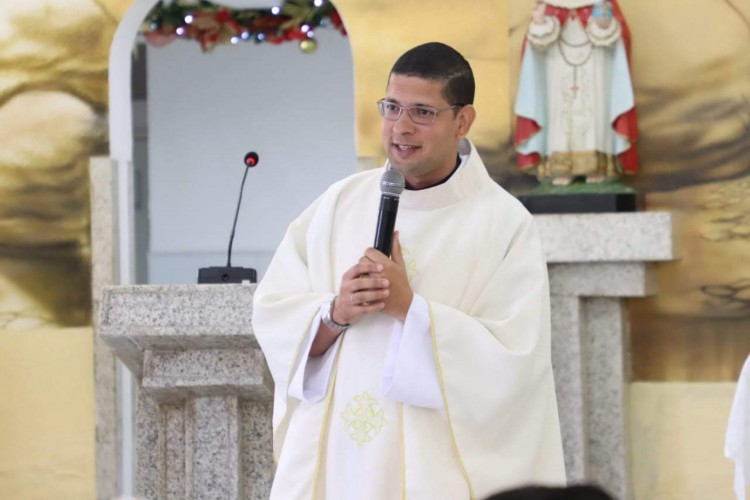 Padre Adler Trindade, da Comunidade Católica Shalom, comenta a representatividade da Quaresma