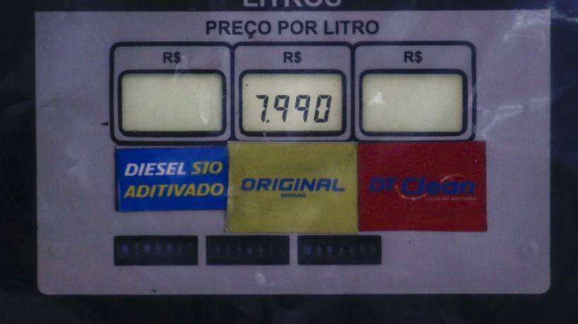 FORTALEZA, CE, BRASIL, 11.03.2022: Postos de Gasolina - Mais um aumento nos preços dos combustiveis  (Foto:Thais Mesquita/OPOVO)(foto: Thais Mesquita)