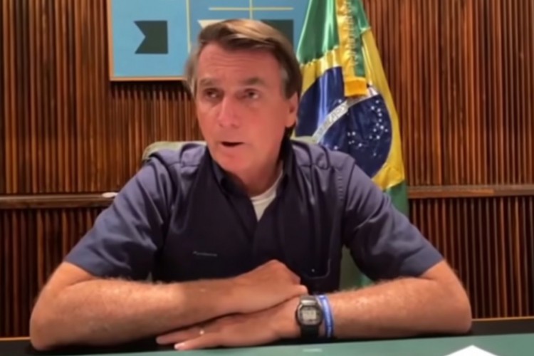 Bolsonaro reconheceu que os preços têm subido, mas afirmou que o Brasil sofre menos que outros lugares