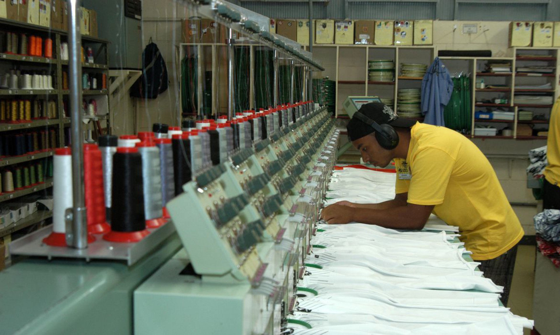 Indústrias, fábricas,Confecção Cobra D'agua,Confecção de roupas

Vila velha (ES) 19.05.2006 - Foto Miguel Ângelo (Foto: Miguel Ângelo/CNI/Direitos Reservados)