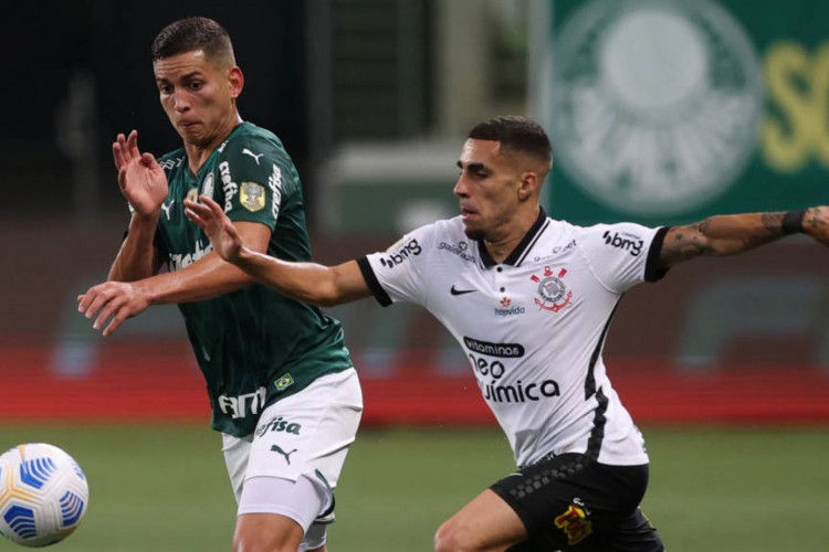 Palmeiras joga contra o Corinthians hoje, sábado, 23, pelo Brasileirão Série A 2022; veja onde assistir ao vivo e horário. 