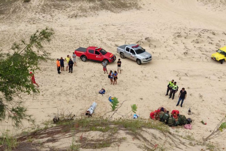 Resgate de turistas acreanos no Cumbuco, na localidade de Bico das Almas