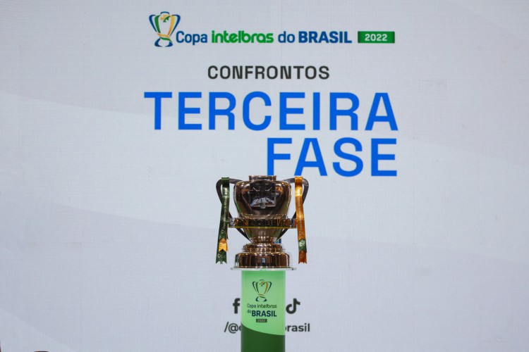 Jogos de volta da terceira fase do torneio estão marcados para maio